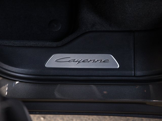 New 2026 Porsche Cayenne E-Hybrid image 31