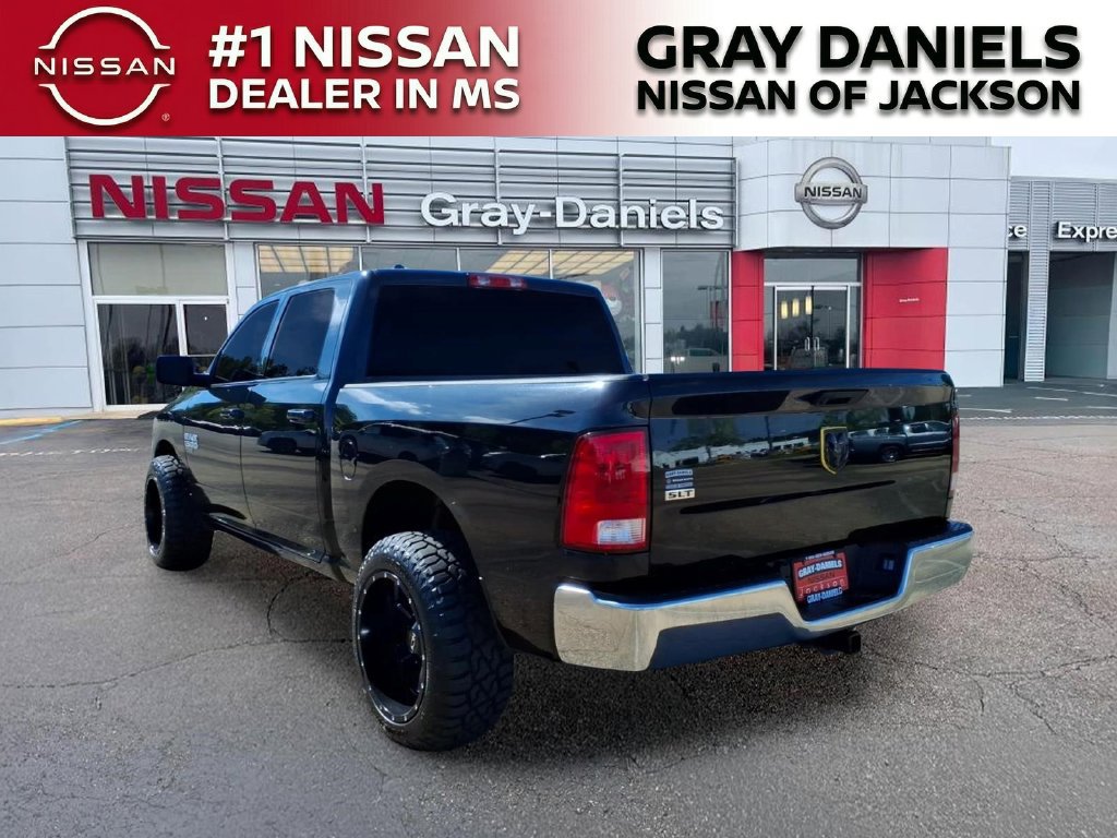 Used 2021 RAM 1500 Classic SLT AWD/4WD image 5
