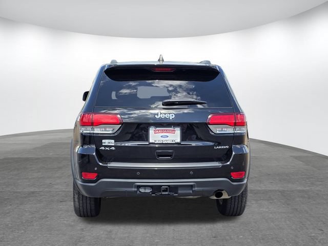 Used 2021 Jeep Grand Cherokee Laredo w/ Security & Convenience Group AWD/4WD image 5