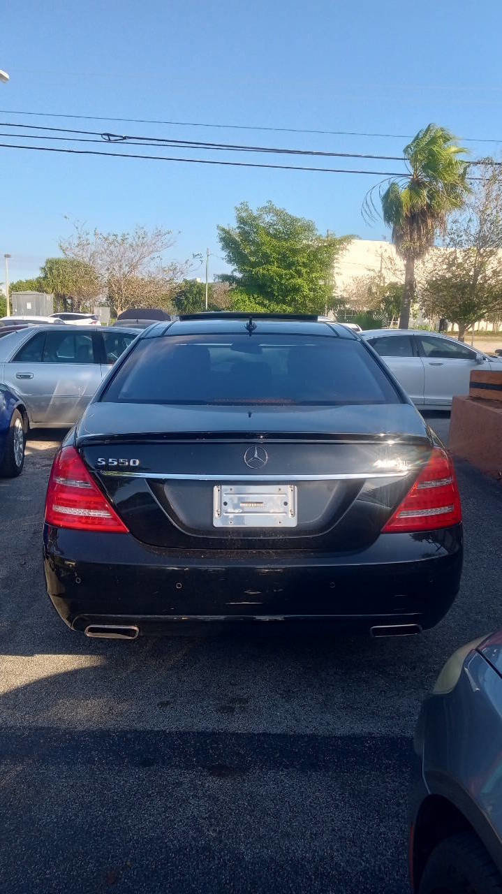 Used 2013 Mercedes-Benz S 550 4MATIC image 7