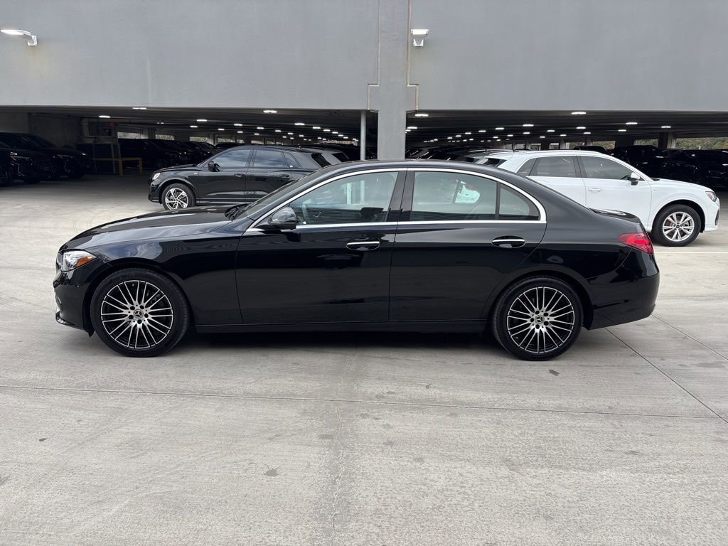 Used 2025 Mercedes-Benz C 300 Sedan image 9