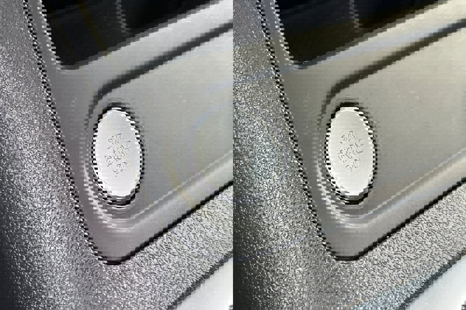 Used 2017 Volkswagen Tiguan S image 25