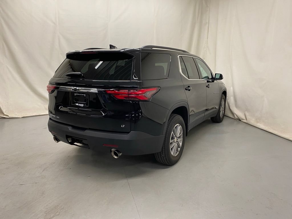 Used 2024 Chevrolet Traverse LT w/ LPO, Floor Liner Package AWD/4WD image 6