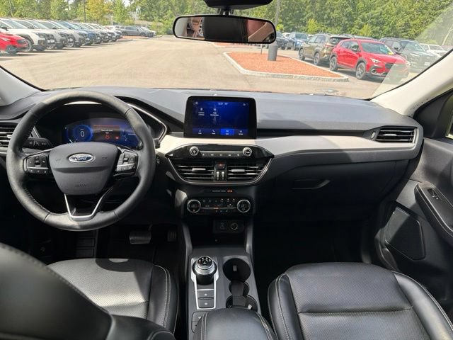 Used 2021 Ford Escape SEL w/ Technology Package AWD/4WD image 11