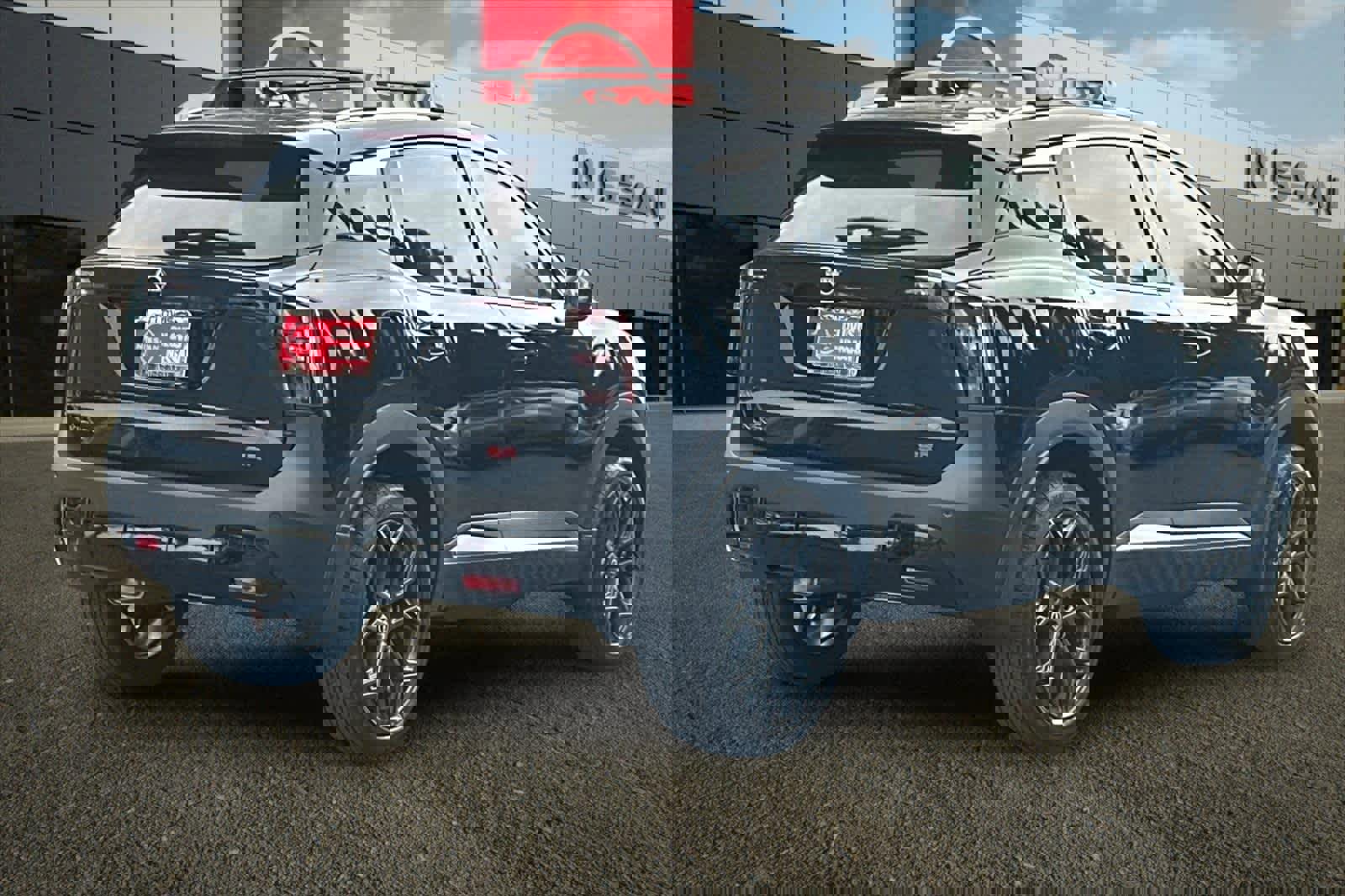 New 2026 Nissan Kicks SR video 3