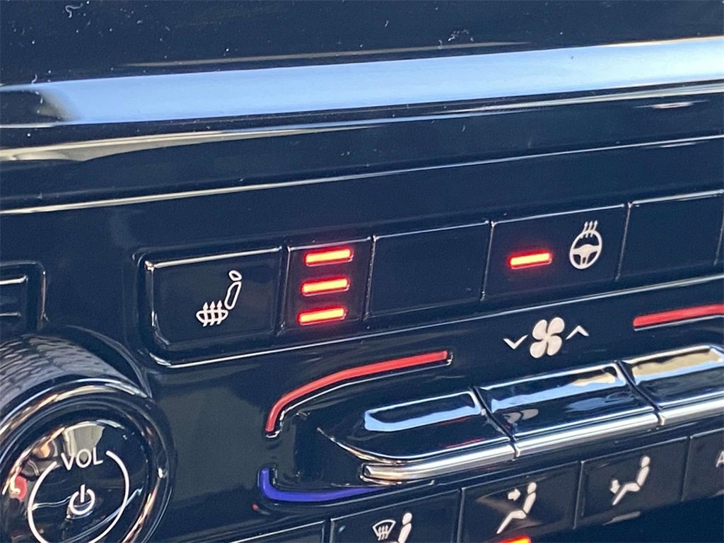 New 2025 Jeep Grand Cherokee L Altitude image 25