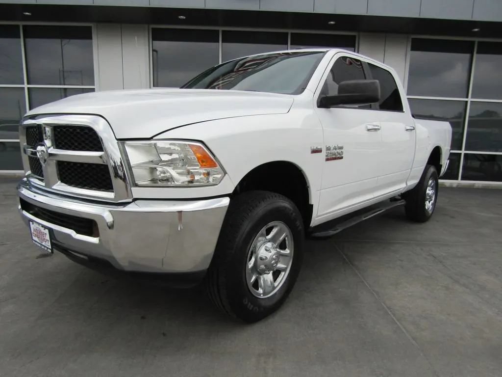 Used 2015 RAM 2500 SLT AWD/4WD image 3