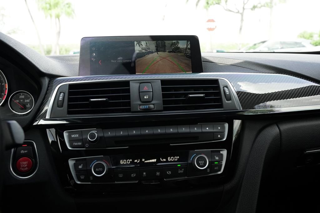 Used 2018 BMW M4 Coupe RWD image 4