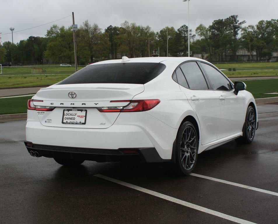 Used 2025 Toyota Camry SE w/ Convenience Package AWD/4WD image 19