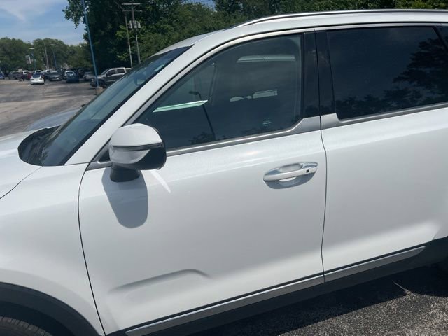 Used 2020 Kia Telluride S AWD/4WD image 2