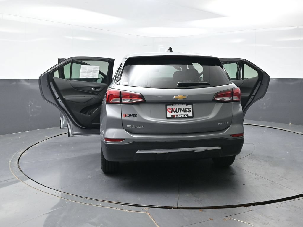 Used 2023 Chevrolet Equinox LT AWD/4WD image 60