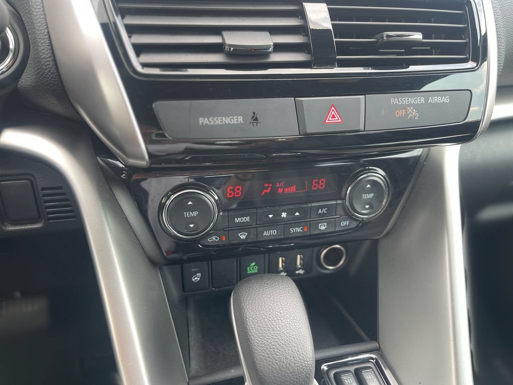 Used 2025 Mitsubishi Eclipse Cross SEL AWD/4WD image 25