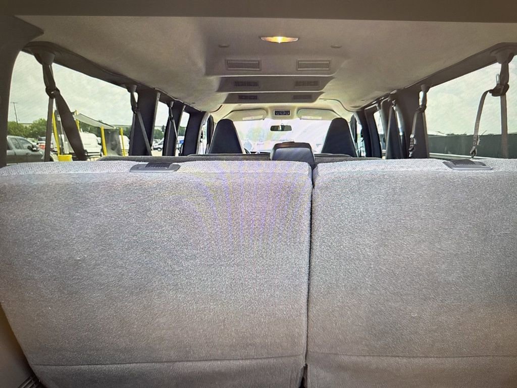 Used 2025 Chevrolet Express 3500 LS RWD image 12