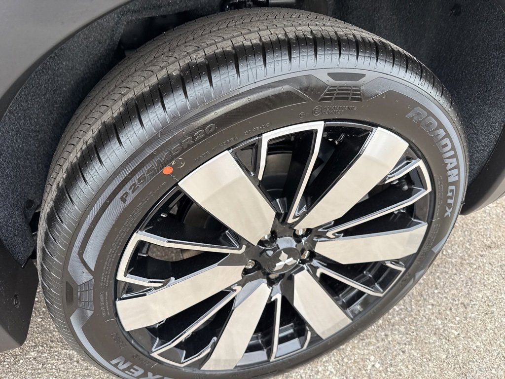 New 2025 Mitsubishi Outlander SE image 10