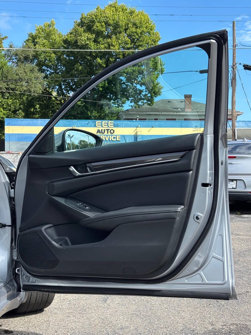 Used 2019 Honda Accord Sport image 17