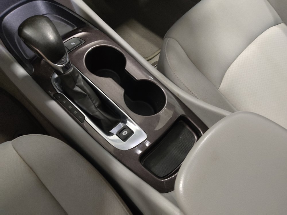 Used 2023 Chevrolet Malibu LS w/ Driver Confidence Package FWD image 26