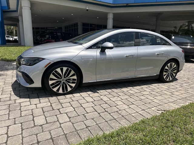 Used 2023 Mercedes-Benz EQE 500 4MATIC Sedan image 32