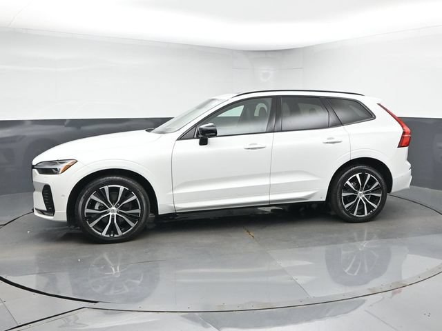 Used 2024 Volvo XC60 B5 Plus w/ Protection Package Premier AWD/4WD image 4