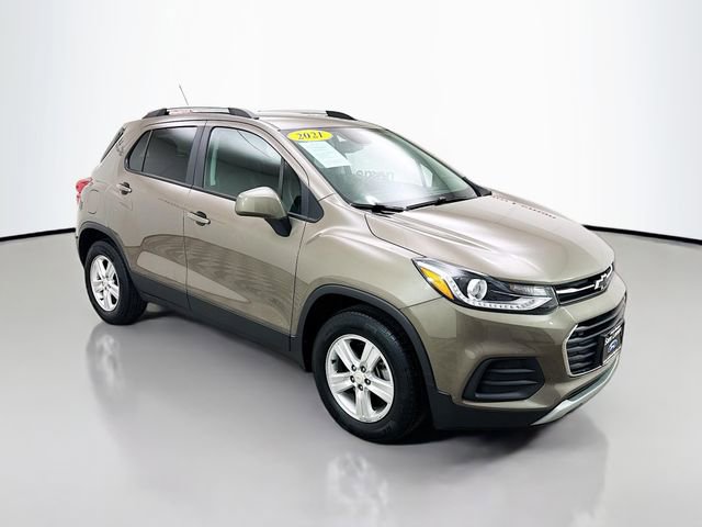 Used 2021 Chevrolet Trax LT w/ Driver Confidence Package image 1