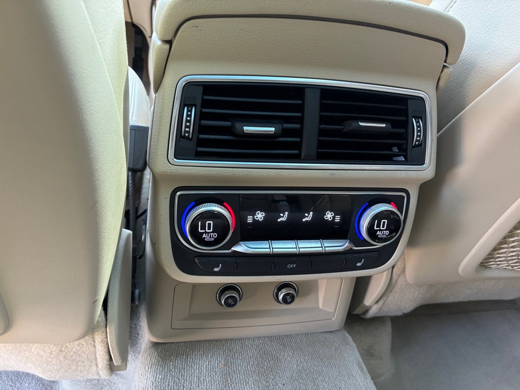 Used 2018 Audi Q7 3.0T Prestige image 21