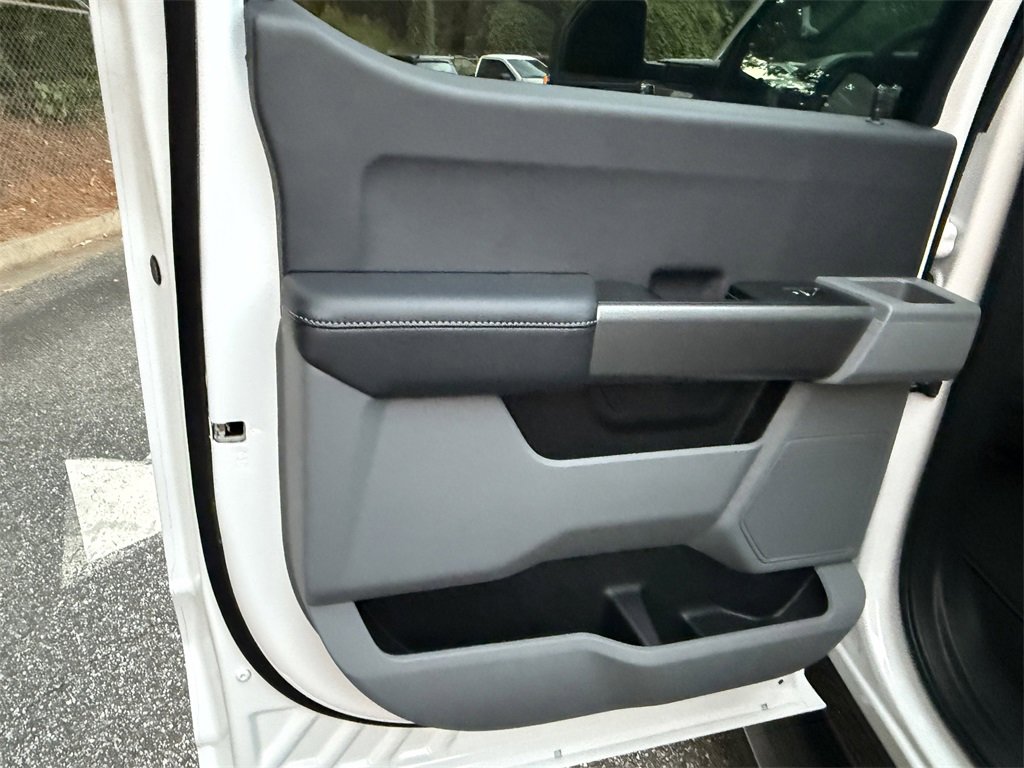 New 2026 Ford F350 XLT image 23