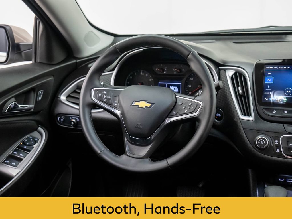 Used 2025 Chevrolet Malibu RS w/ LPO, Floor Liner Package image 10