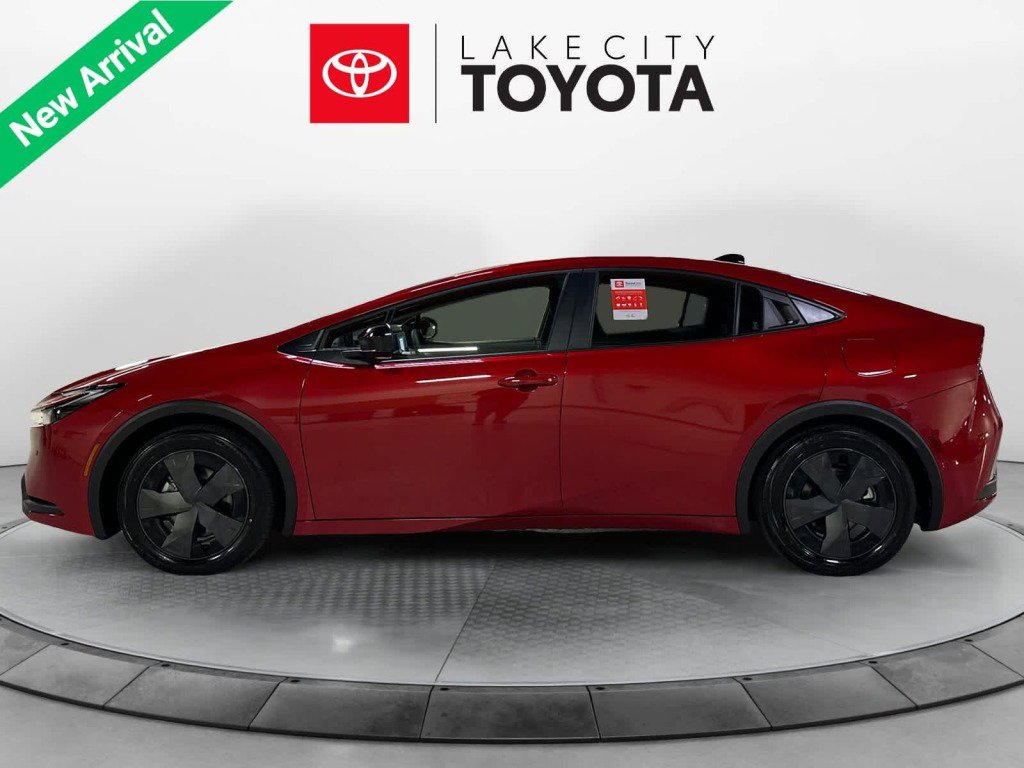 New 2026 Toyota Prius Plug-In Hybrid image 2