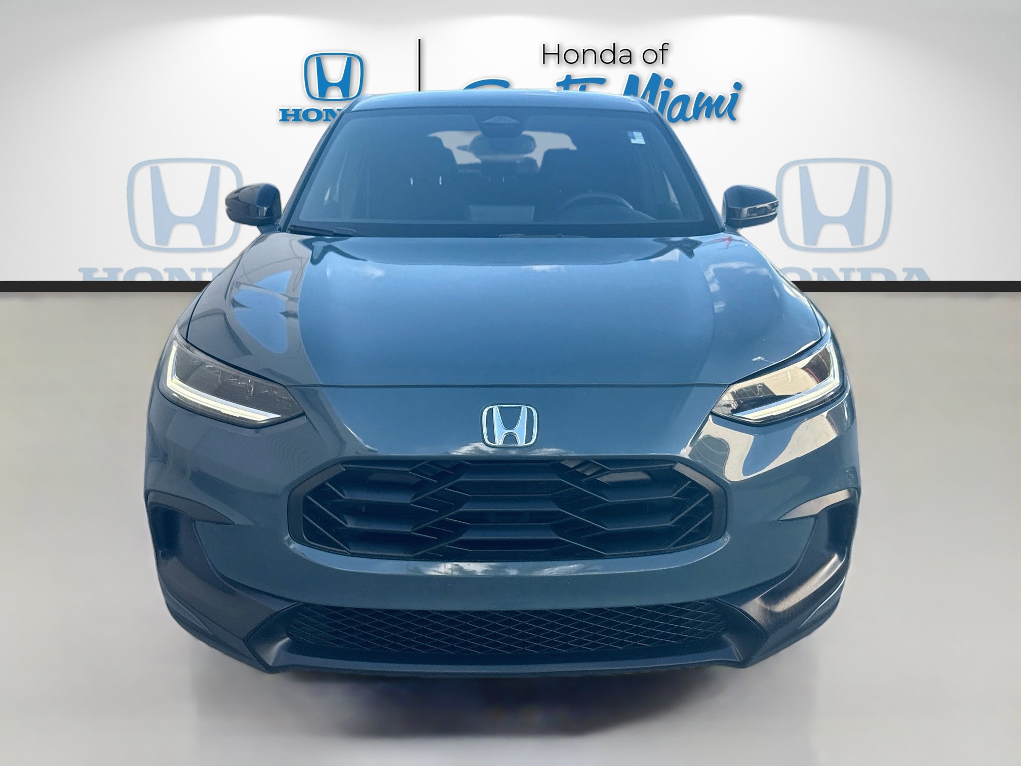 Used 2024 Honda HR-V Sport image 2