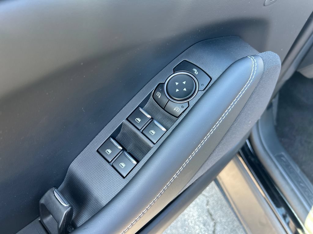 Used 2025 Ford Mustang Mach-E Select AWD/4WD image 13