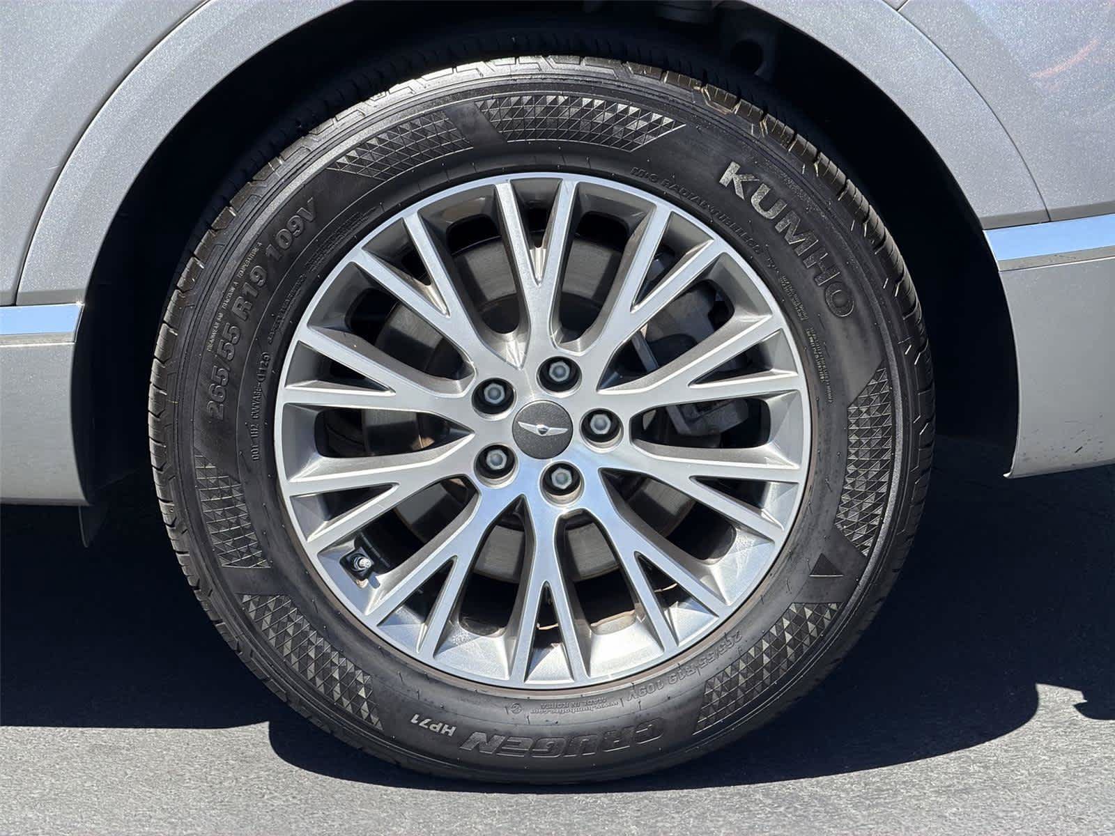 Used 2024 Genesis GV80 2.5T AWD/4WD image 9