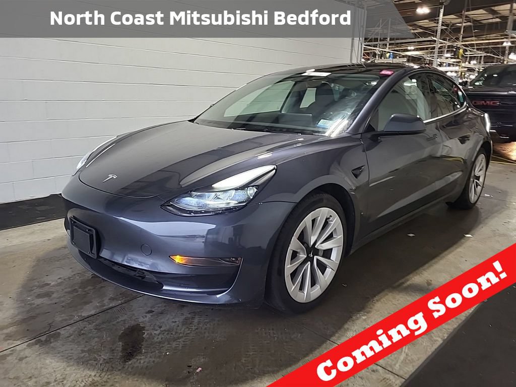 Used 2023 Tesla Model 3 Standard Range RWD image 1