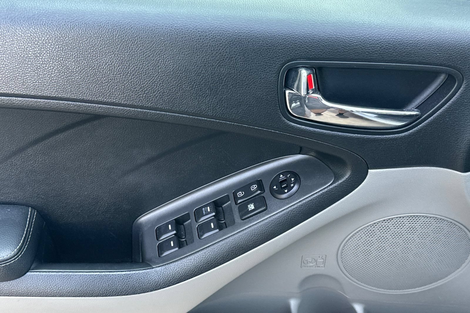 Used 2016 Kia Forte LX FWD image 11