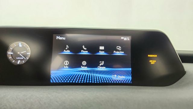 Used 2019 Lexus UX 200 FWD image 45
