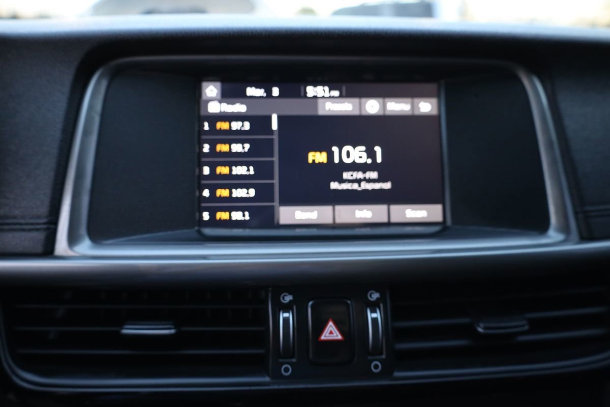 Used 2018 Kia Optima S w/ Panoramic Sunroof Package image 26