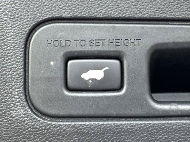 Used 2023 Acura MDX w/ Advance Package AWD/4WD image 15