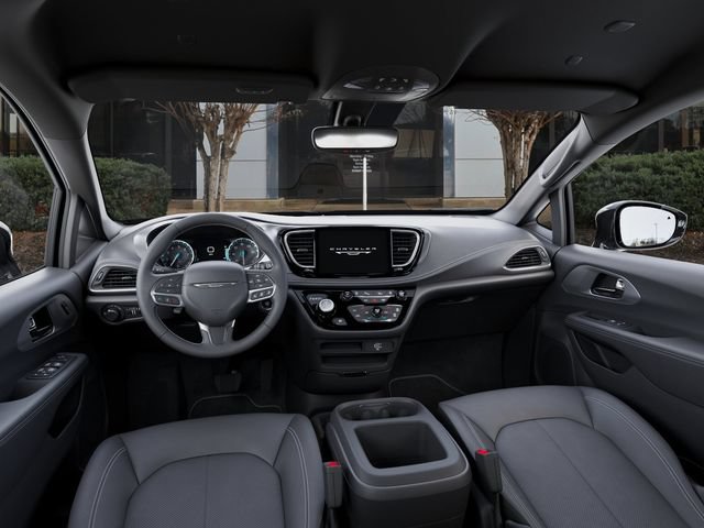 New 2027 Chrysler Pacifica Select FWD image 14