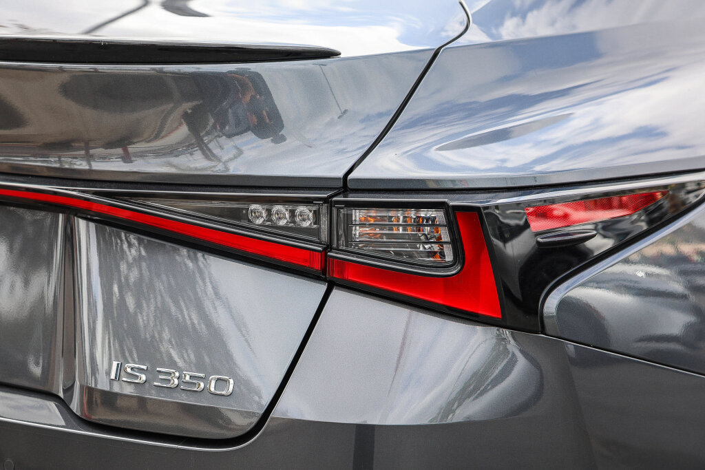 Used 2024 Lexus IS 350 F Sport RWD image 26
