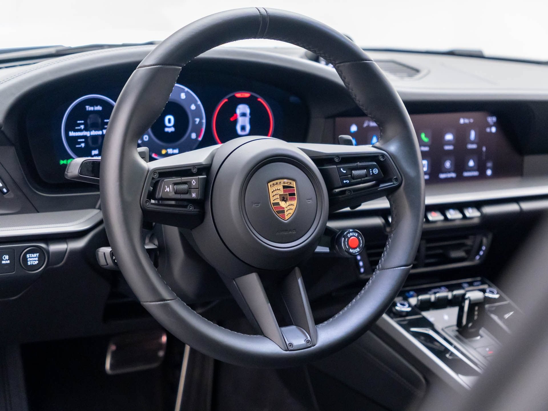 Certified 2025 Porsche 911 Carrera RWD image 12