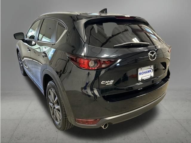 Used 2018 MAZDA CX-5 Touring w/ Preferred Equipment Package AWD/4WD image 3