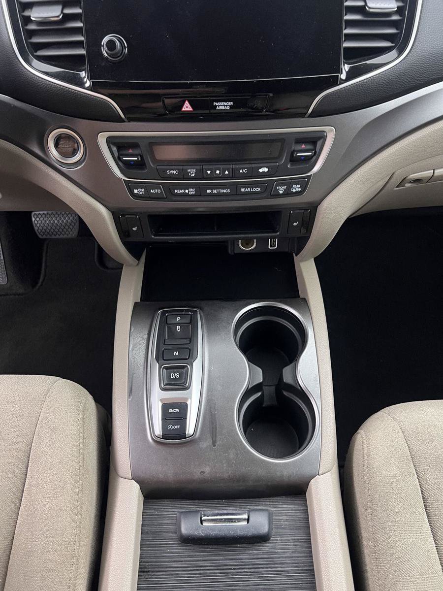 Used 2021 Honda Pilot EX image 19