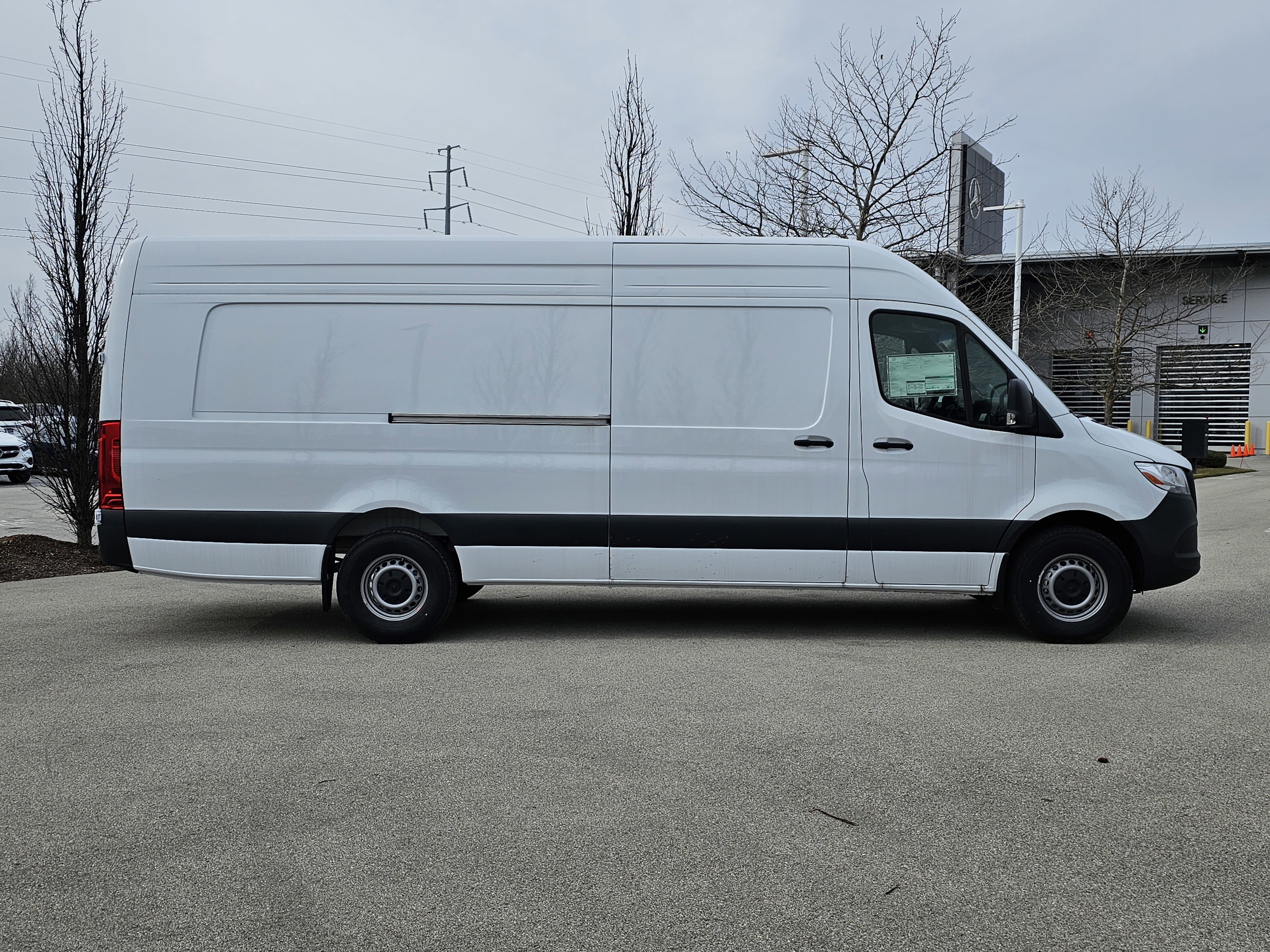 New 2025 Mercedes-Benz Sprinter 2500 image 2