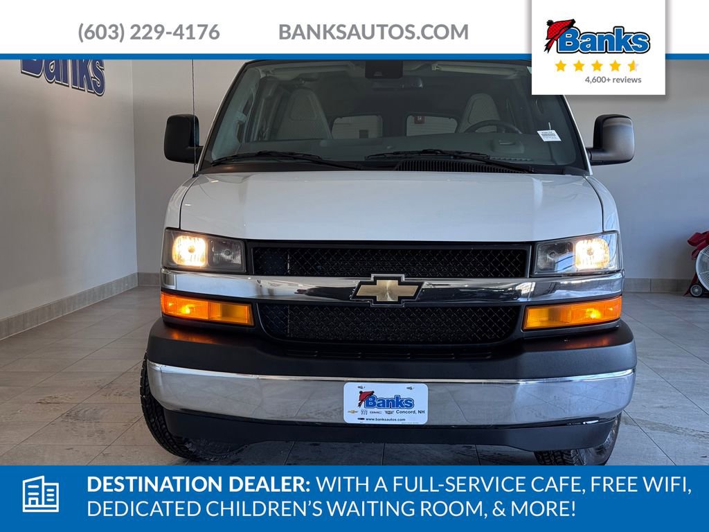 Used 2023 Chevrolet Express 3500 LT w/ LT Preferred Equipment Group image 3