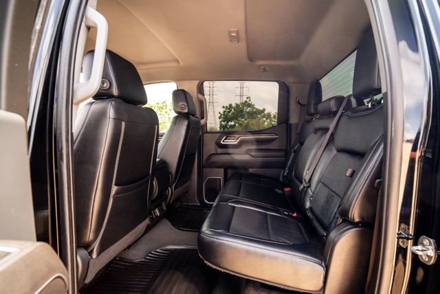 Used 2023 GMC Sierra 1500 Elevation RWD image 8