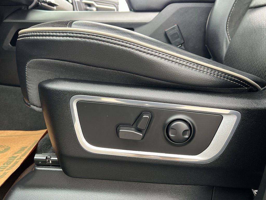Used 2023 RAM 1500 Laramie image 16