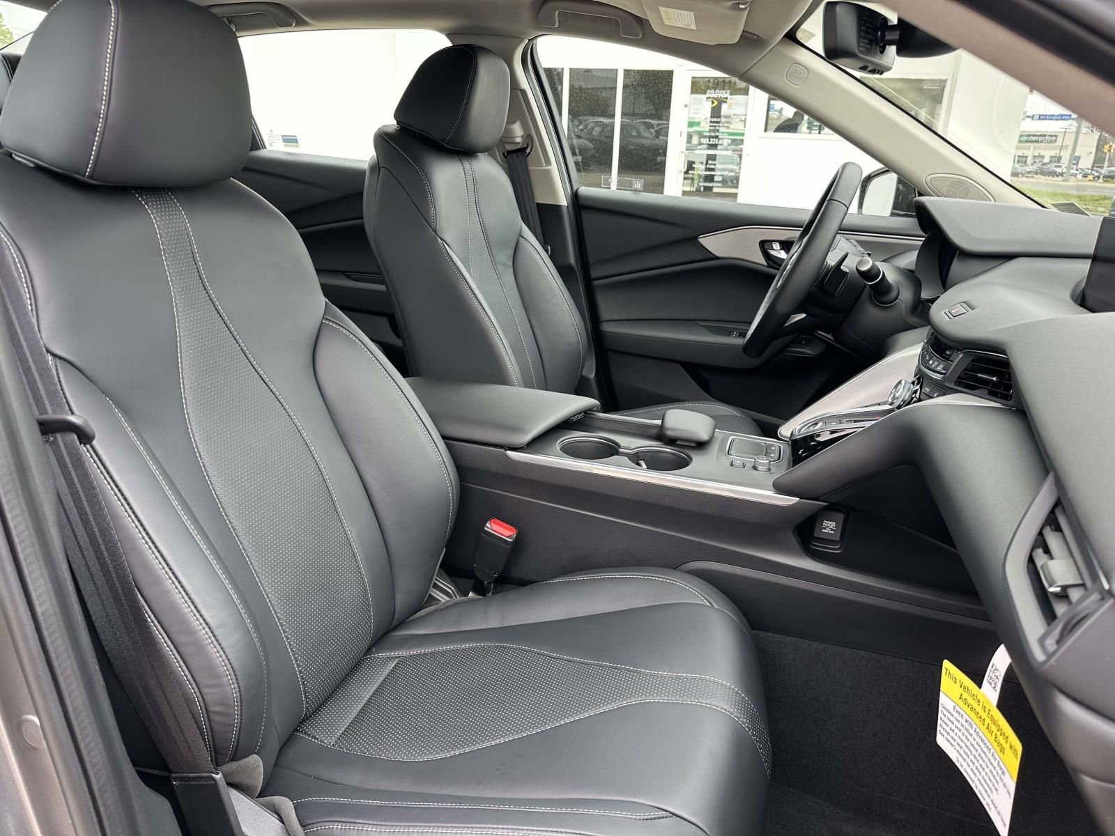 Certified 2025 Acura TLX w/ Technology Package image 10