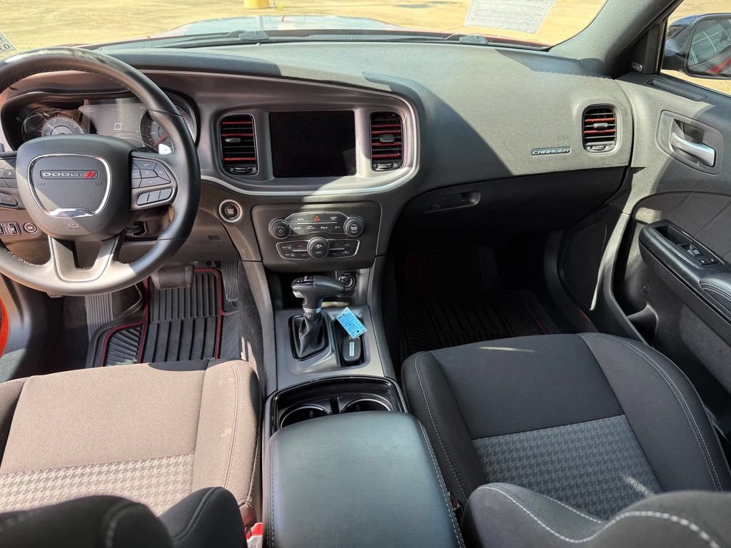 Used 2022 Dodge Charger GT w/ Blacktop Package RWD image 8