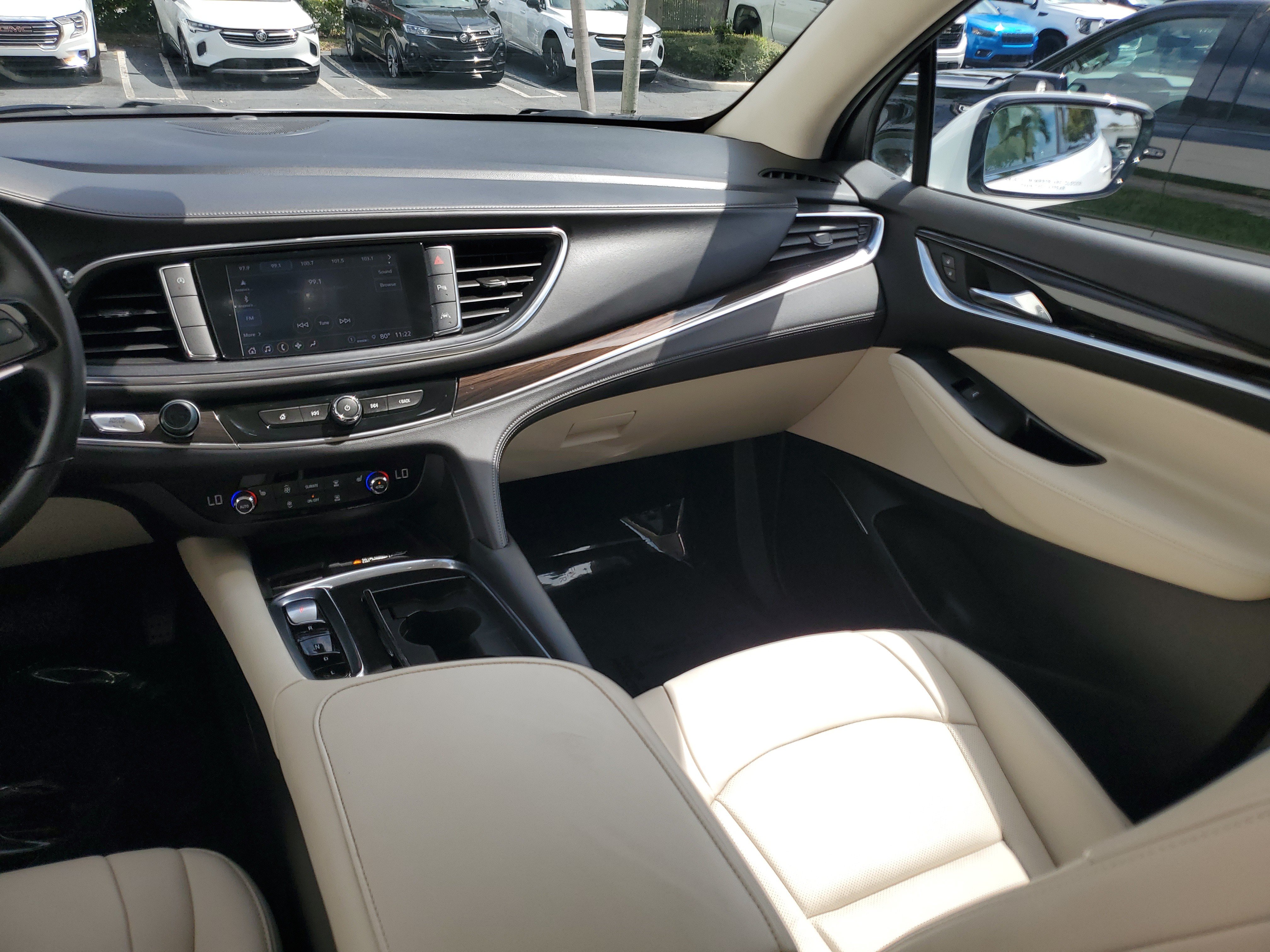 Certified 2024 Buick Enclave Essence w/ Technology Package FWD image 17