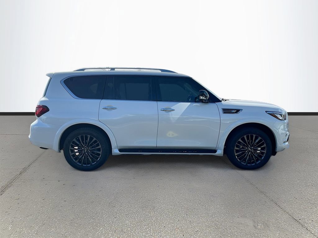 Used 2024 INFINITI QX80 Premium Select w/ Cargo Package AWD/4WD image 8