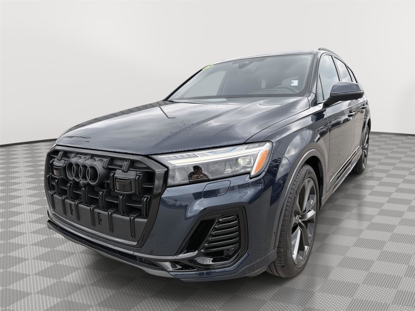 Used 2025 Audi Q7 3.0T Prestige w/ Prestige Package AWD/4WD image 9