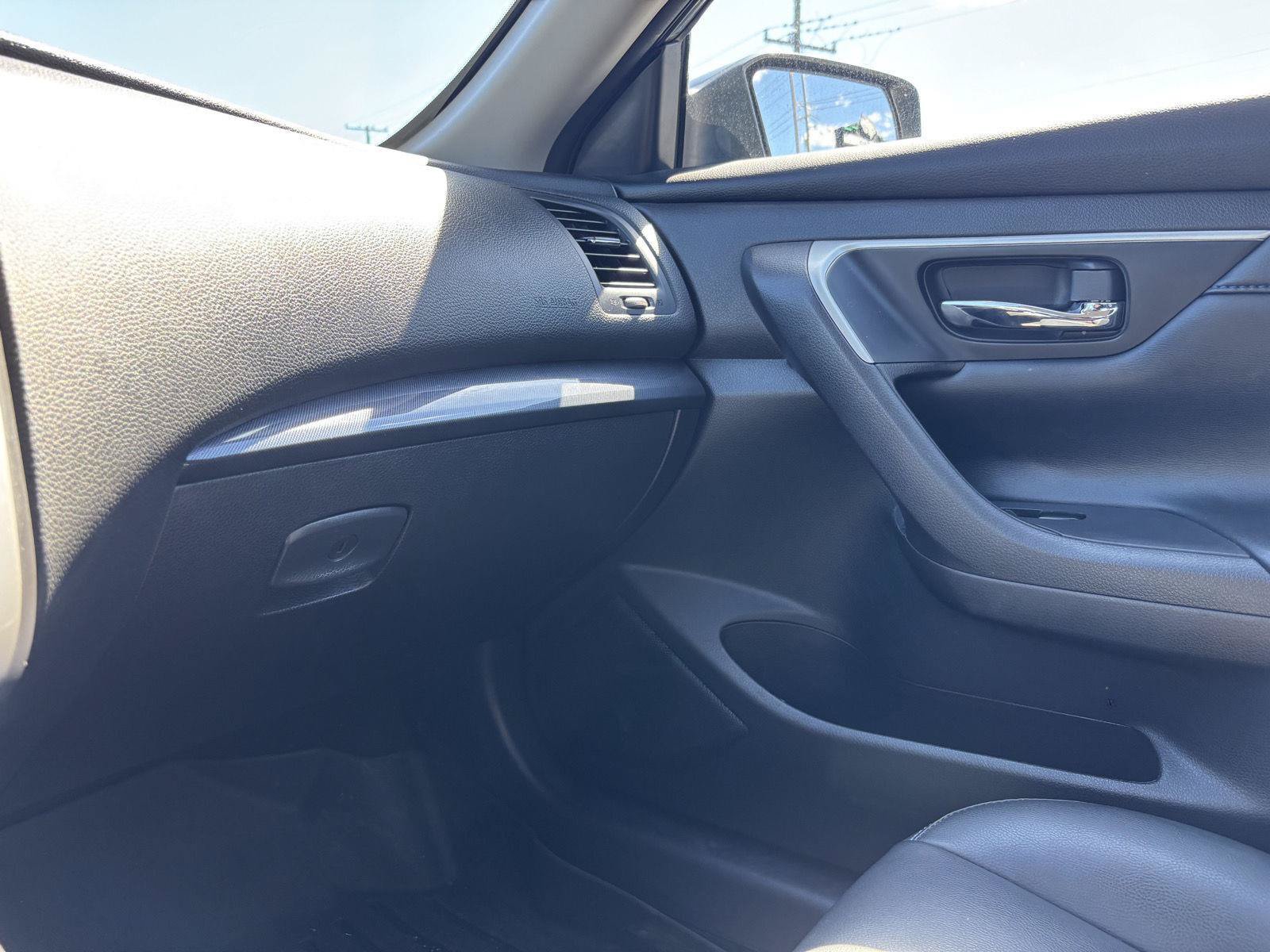 Used 2018 Nissan Altima 2.5 SR w/ SR Midnight Edition FWD image 20